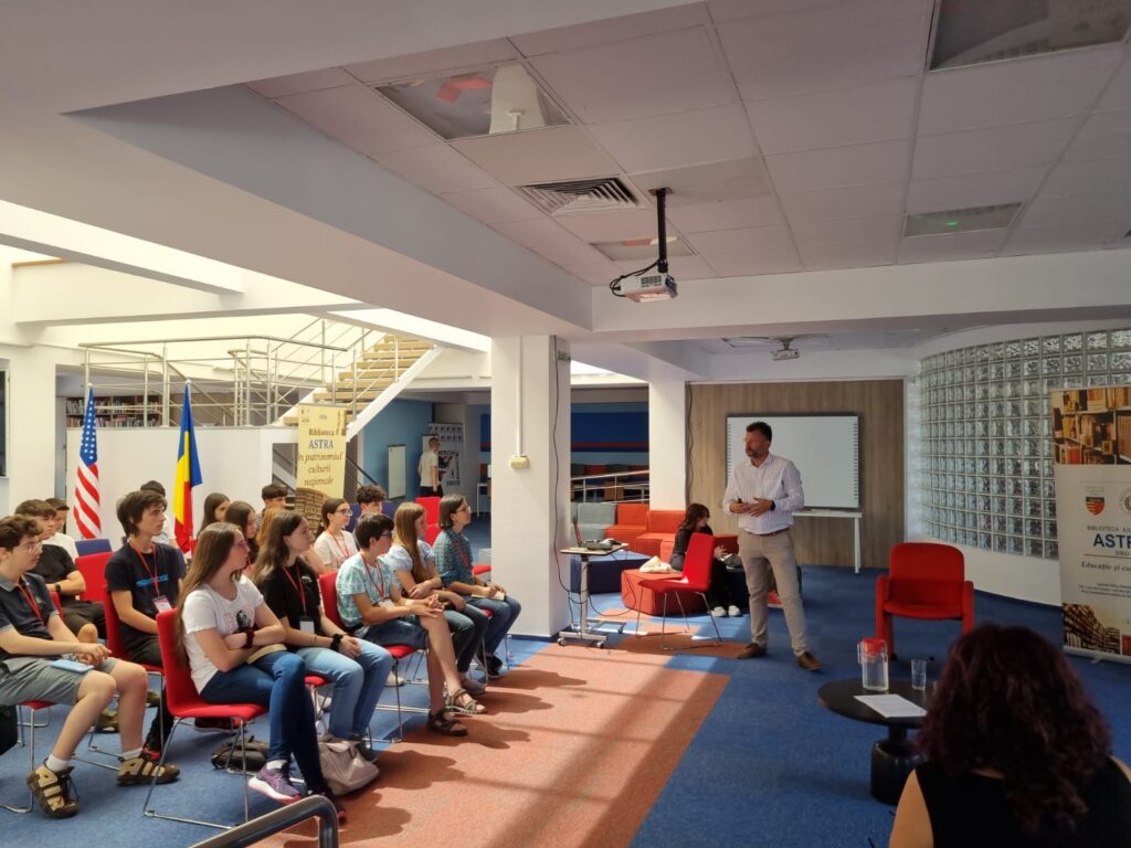 ROPARDO inspires teens at Astra Adolescent – a boost for future IT professionals